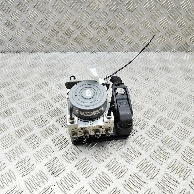 ABS bloks – Mercedes-Benz C klase W205 (2014-2021)
