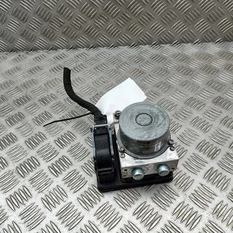 ABS bloks 1EA614517M