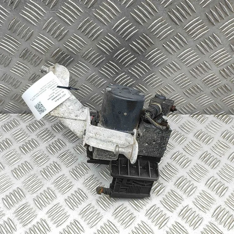 ABS block – Mercedes-Benz S-Class W220 (1998-2006)