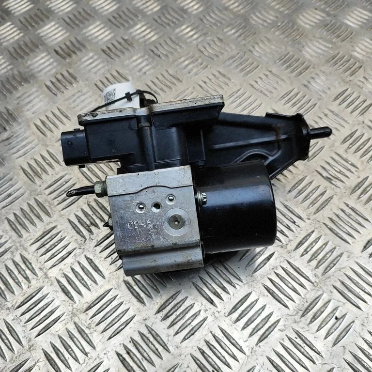ABS-plokk 15113906 – SsangYong Rexton I (2001-2017)