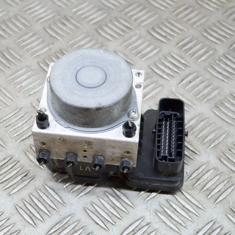 ABS-plokk – Toyota Prius (XW50) (2015-2023)