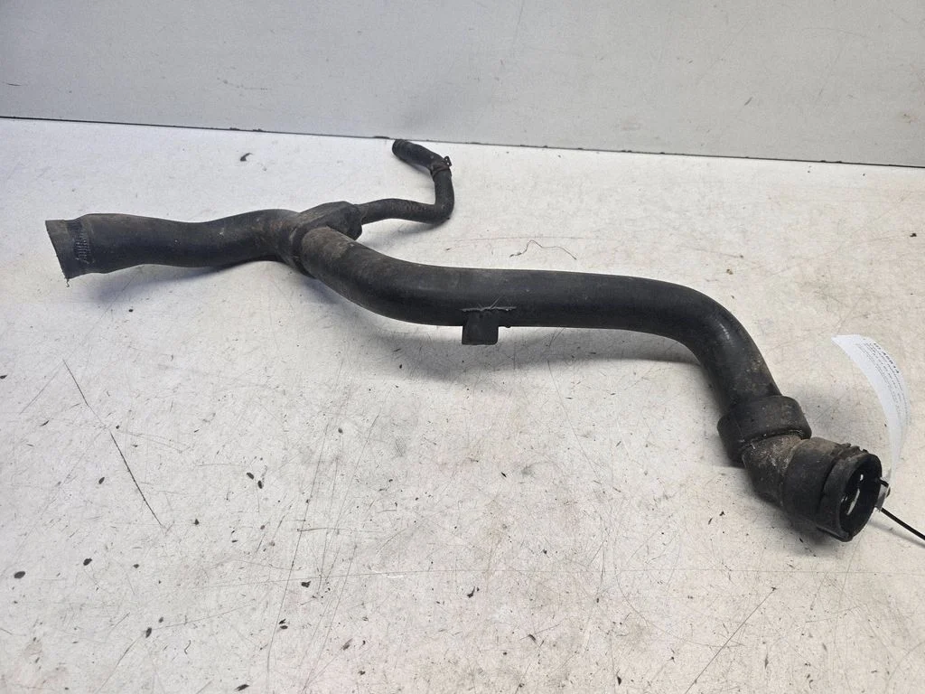 Engine coolant pipe/hose 4B0121101E