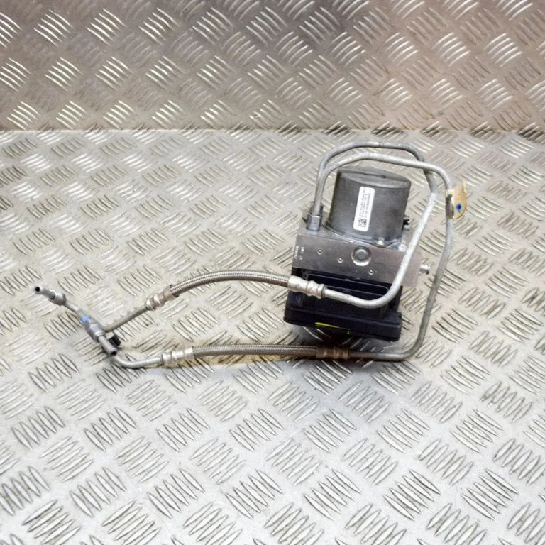 ABS block – Tesla Model S (2012-)
