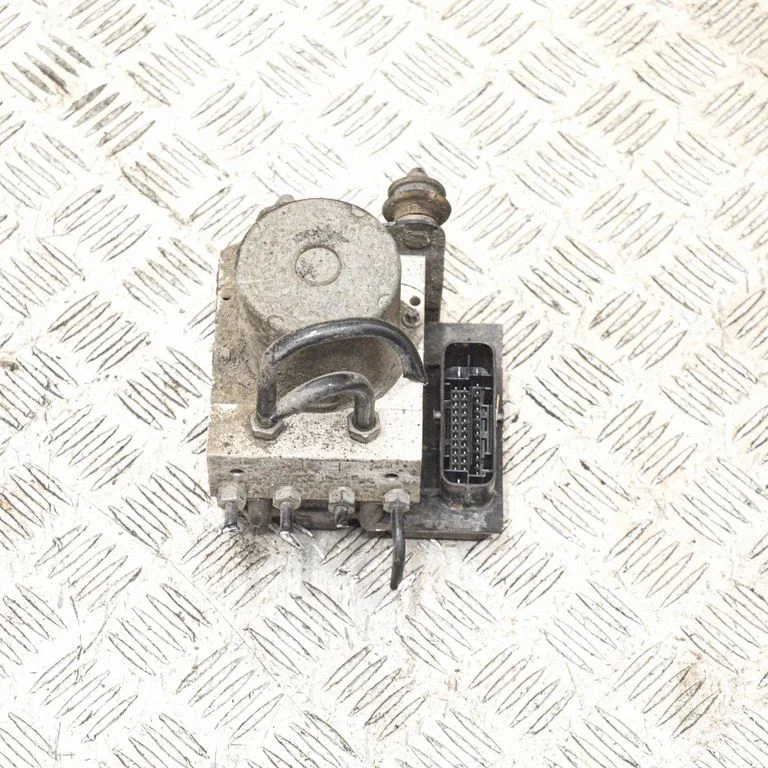 ABS-plokk 8K0907379CL