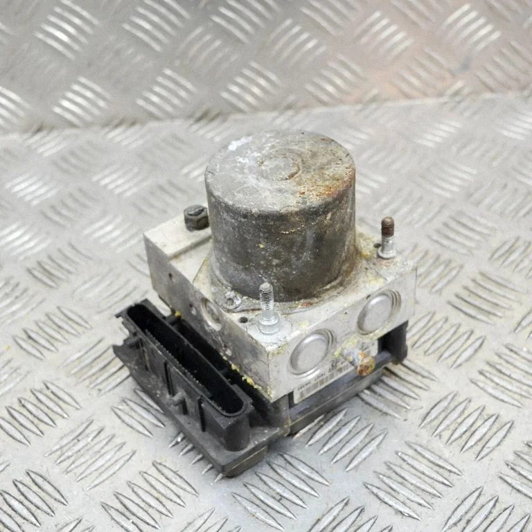 ABS block – KIA Ceed (2006-2012)