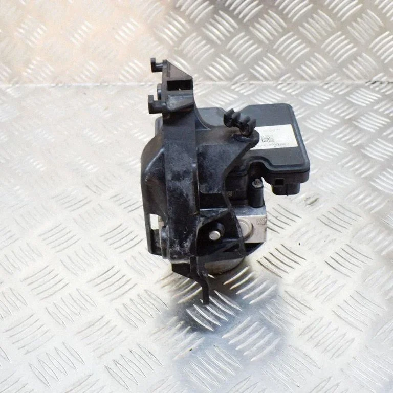 ABS block – Tesla Model S (2012-)