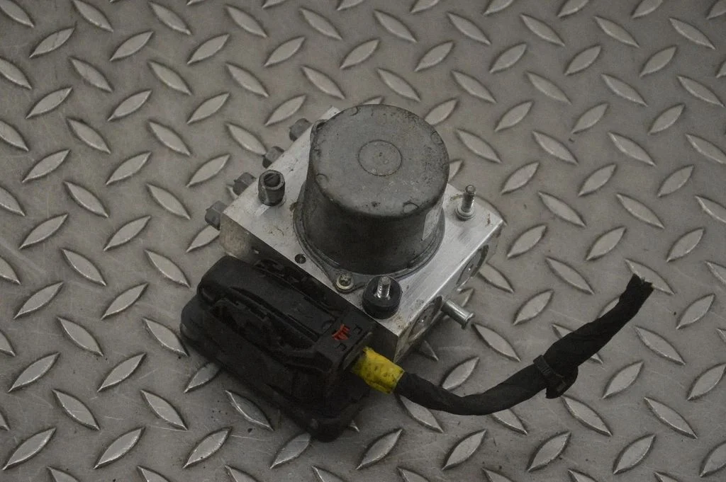 ABS bloks 104474500B