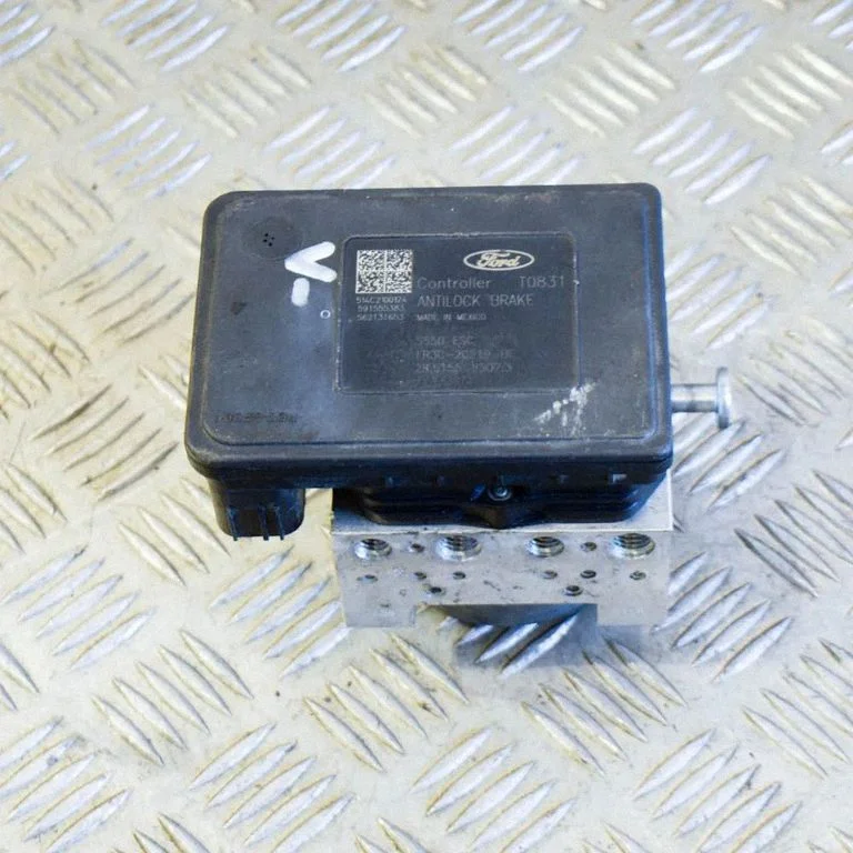 ABS block – Ford Mustang V (2005-2014)