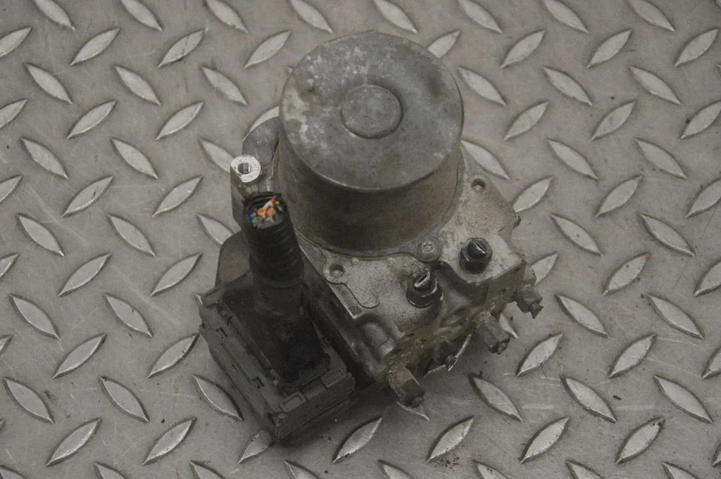 ABS block – Mazda 6 (2008-2013)