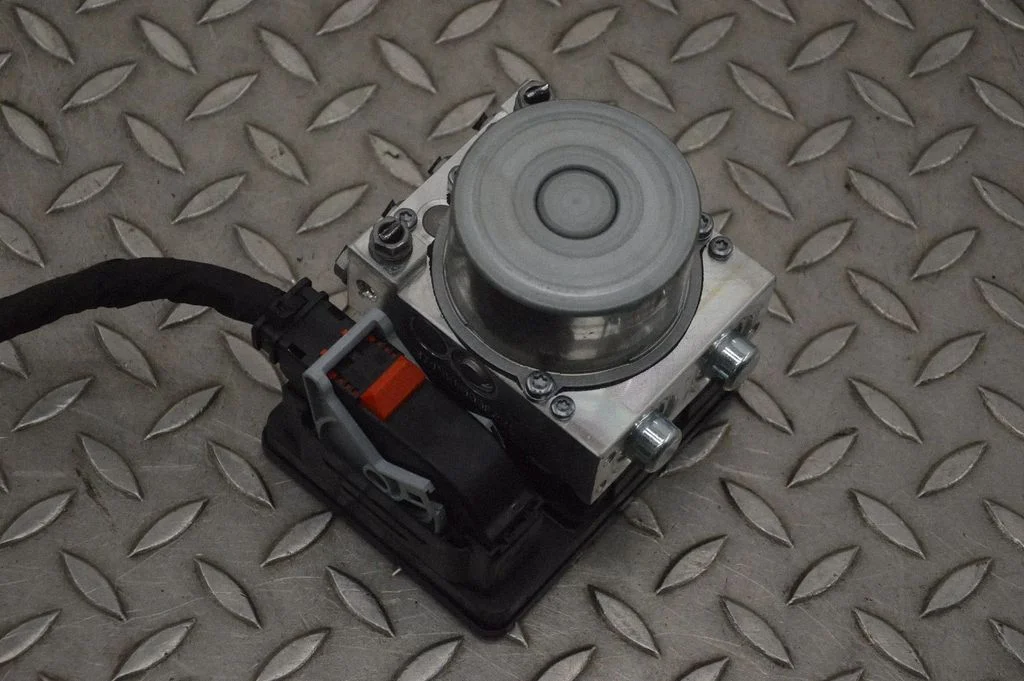 Pompa ABS 1EA614517