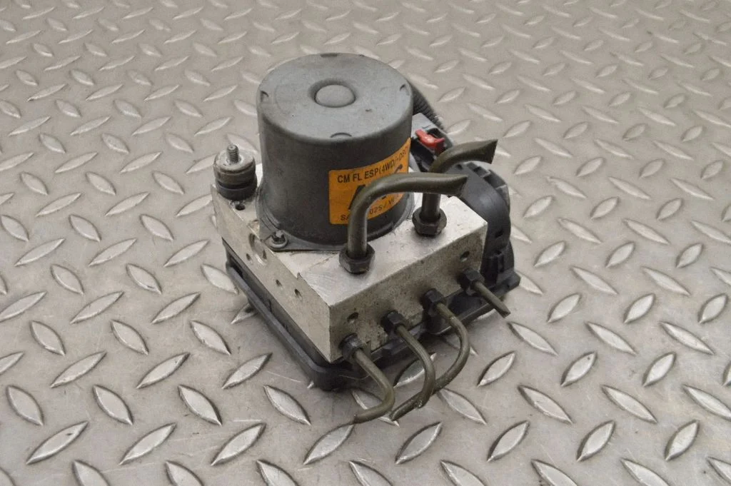 Pompa ABS 589102B550