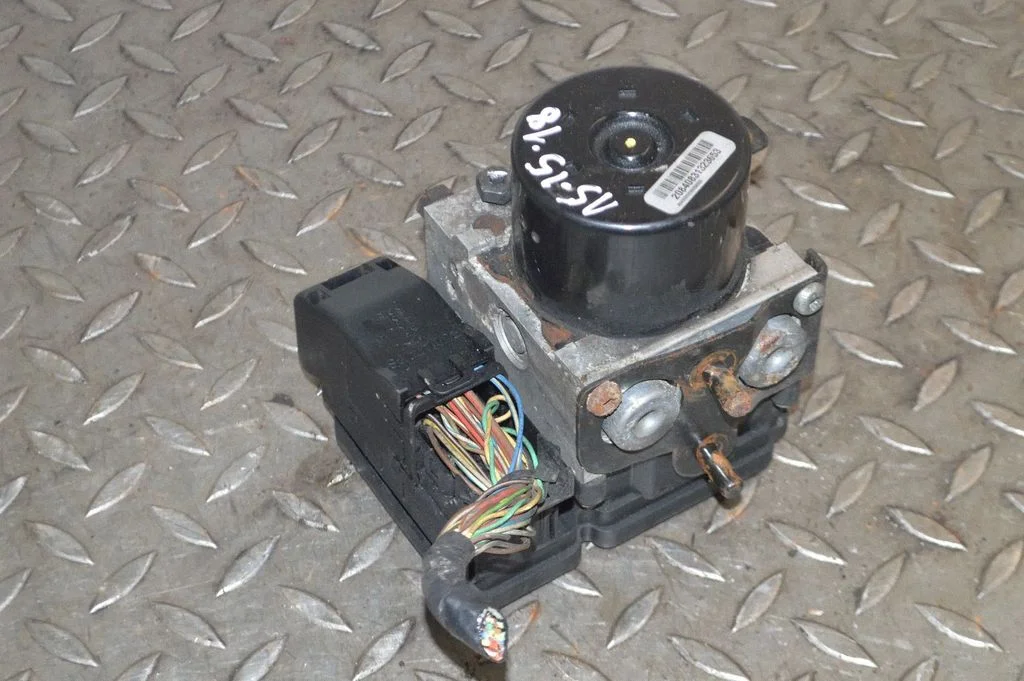 ABS bloks 5W932C405AC