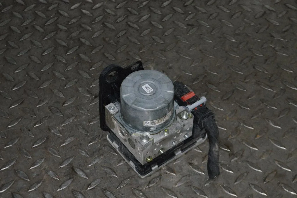 ABS block 5Q0614517EE – Audi SQ2 GA (2017-)