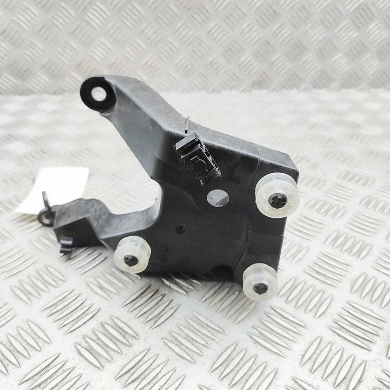 Wspornik pompy ABS – Audi Q4 e-tron (2021-)
