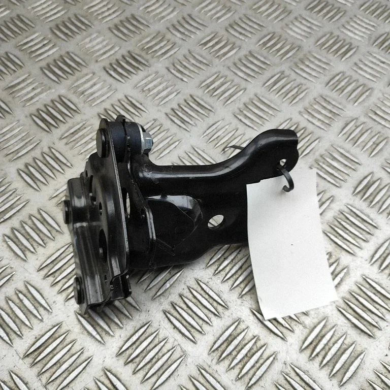 ABS sūkņa kronšteins 44590F4130
