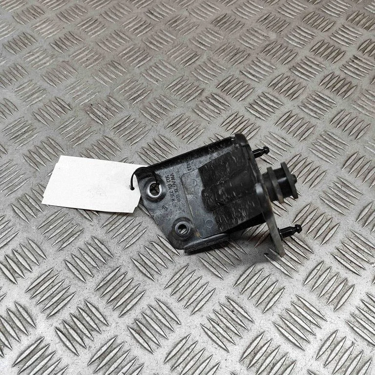 ABS pump bracket – Skoda Karoq (2017-)