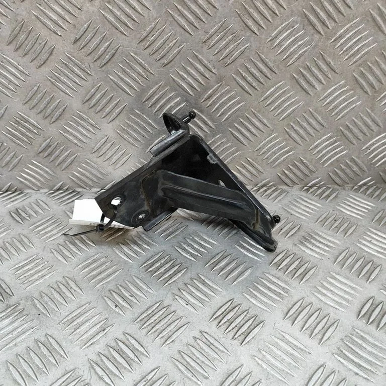 ABS pump bracket – Skoda Karoq (2017-)
