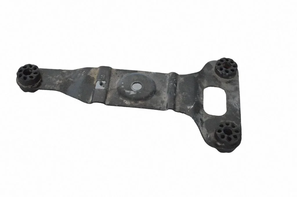 ABS pump bracket CPLA2C325BC