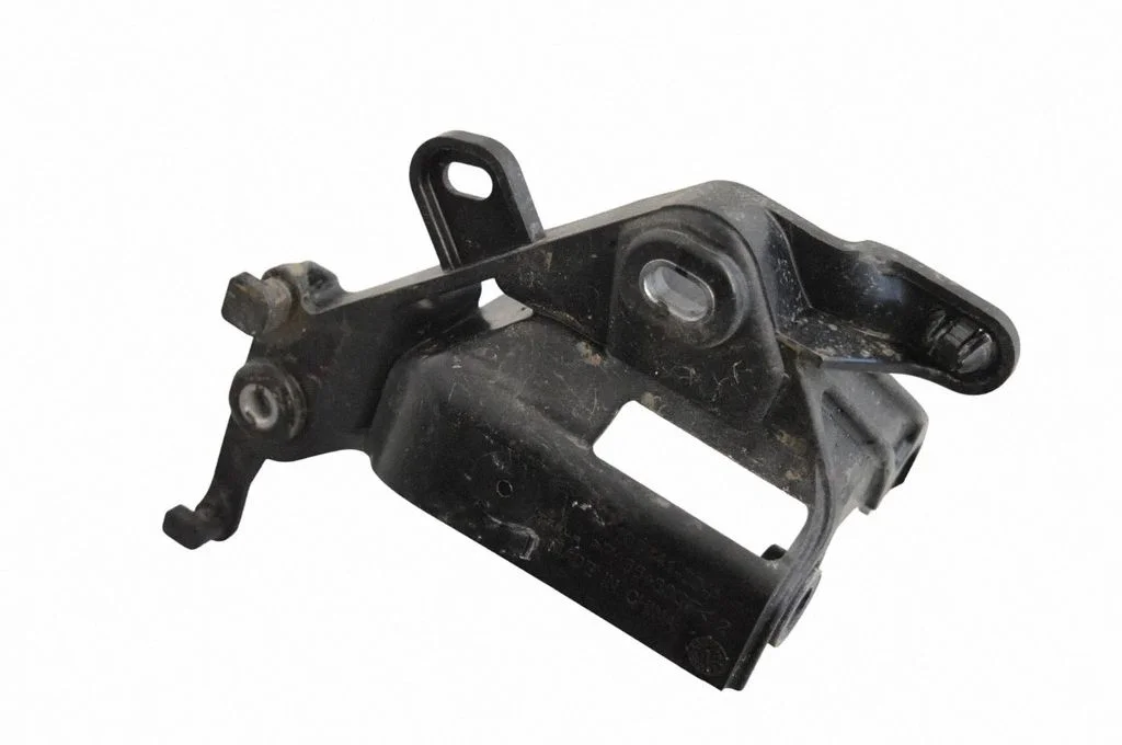 ABS-pumba kinnitus 118874150A