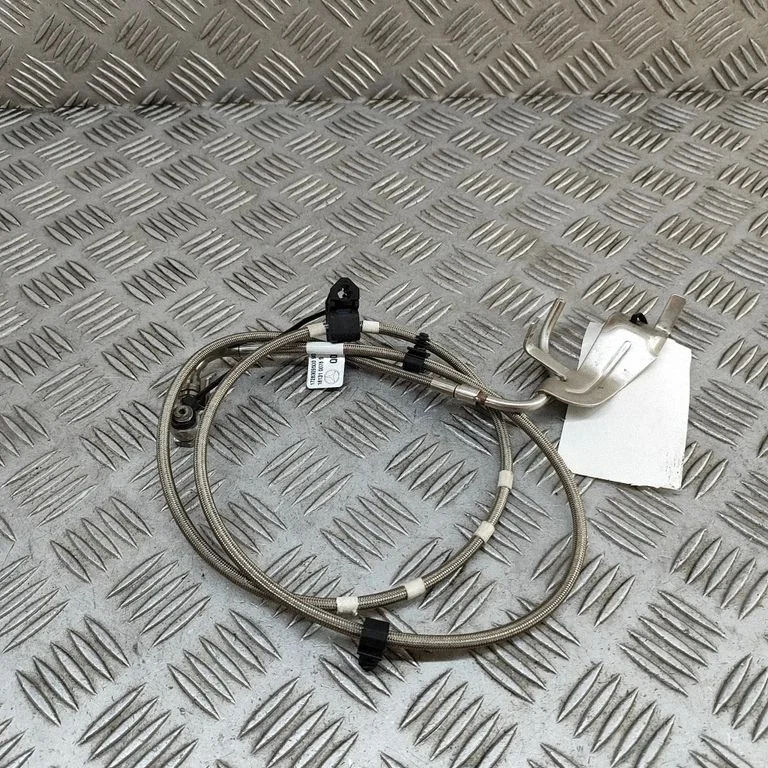 Brake vacuum hose/pipe A1728309500