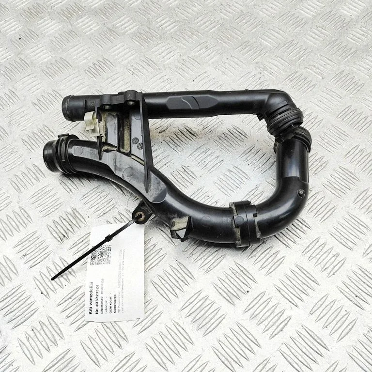 Brake vacuum hose/pipe