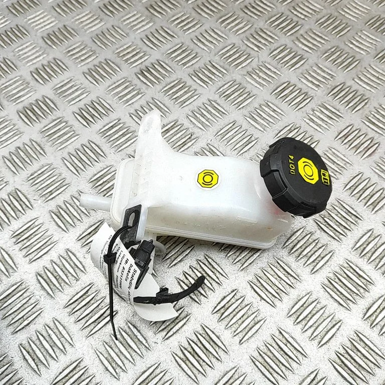 Bremžu šķidruma tvertne 58511DF500