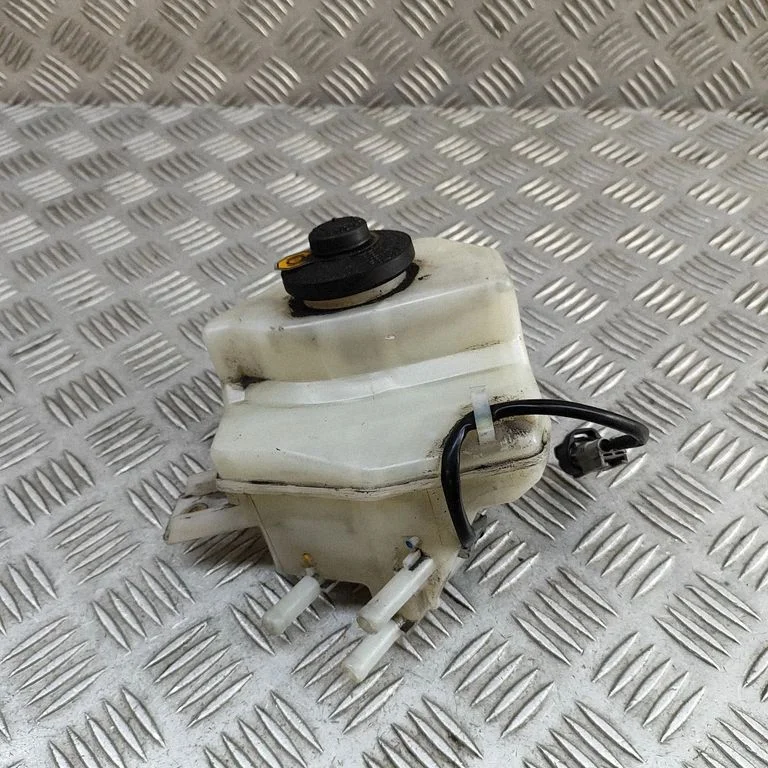 Zbiorniczek płynu hamulcowego 4722047070
