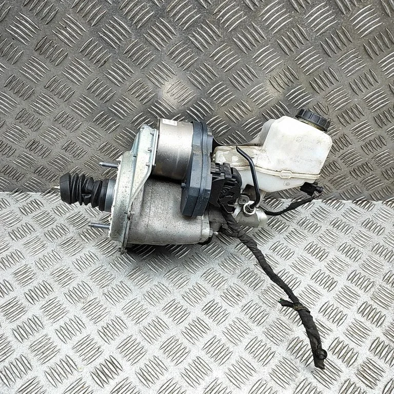 Brake booster 0204N01018