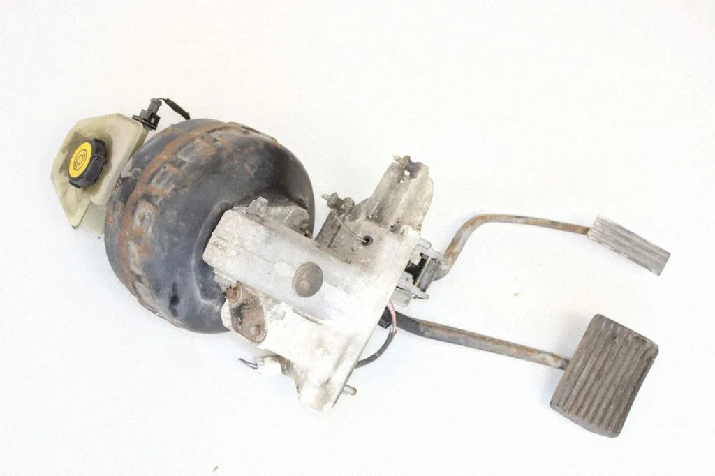 Brake booster 3774712024