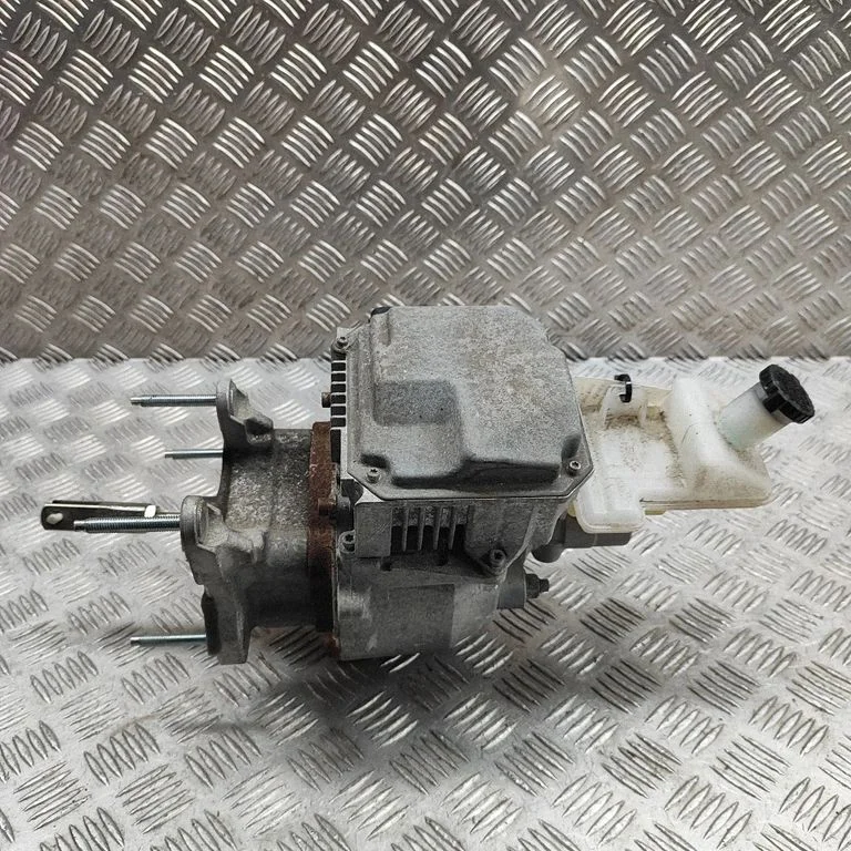 Brake booster EAC103503A
