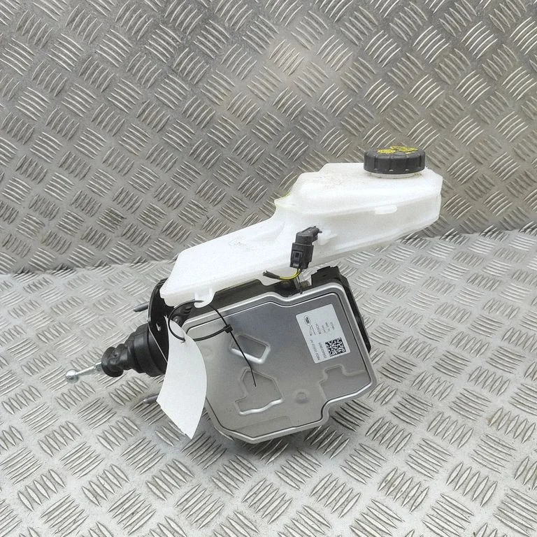 Brake booster R8D22D522AF