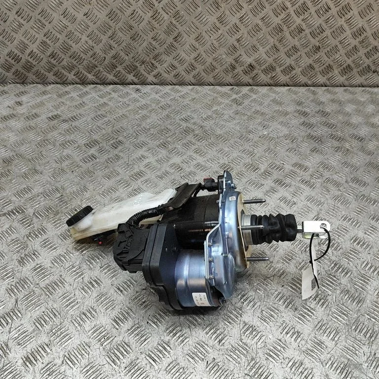 Brake booster 134467200B