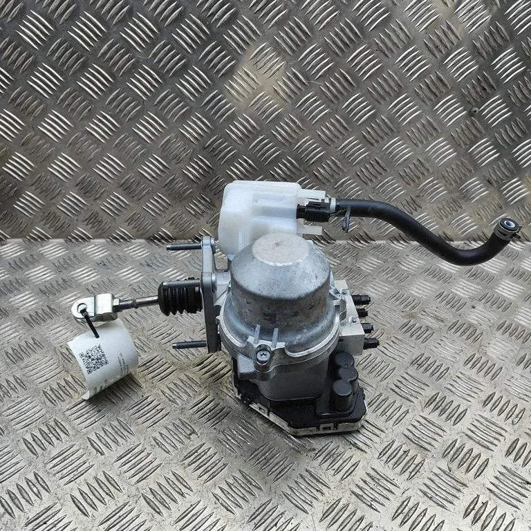 Brake booster KL58553000