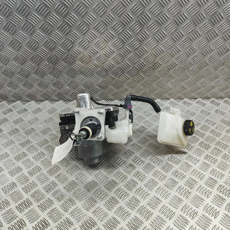Bremžu pastiprinātājs SV4C2D335RE