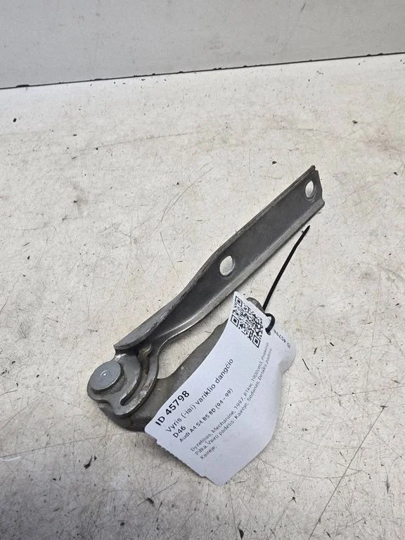 Engine bonnet/hood hinges 3B0823301