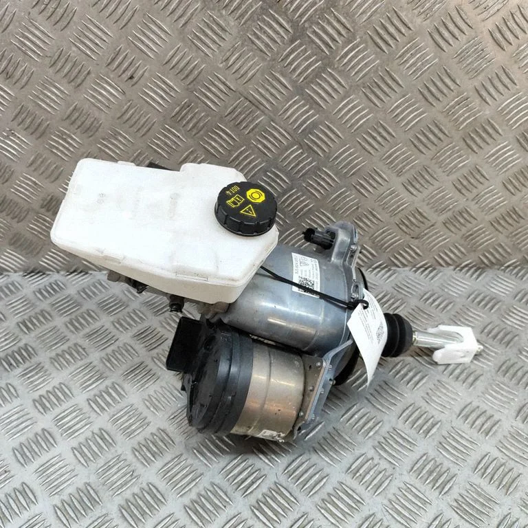 Brake booster – Porsche Taycan 9J1 (2019-)