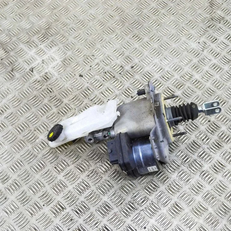 Brake booster – Tesla Model Y (2020-)