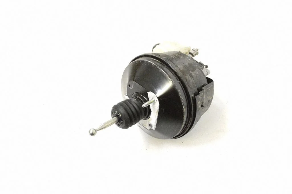 Brake booster – Volkswagen e-Golf (2014-)