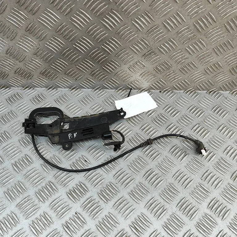Priekšējais bremžu ABS devējs A2475460300