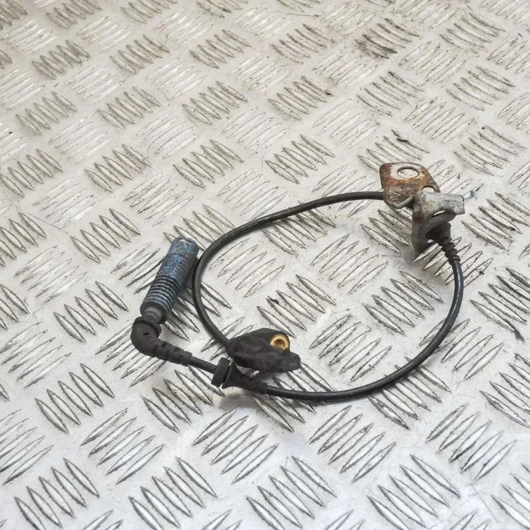 Priekšējais bremžu ABS devējs 6752681 – BMW Z4 E85 E86 (2002-2008)