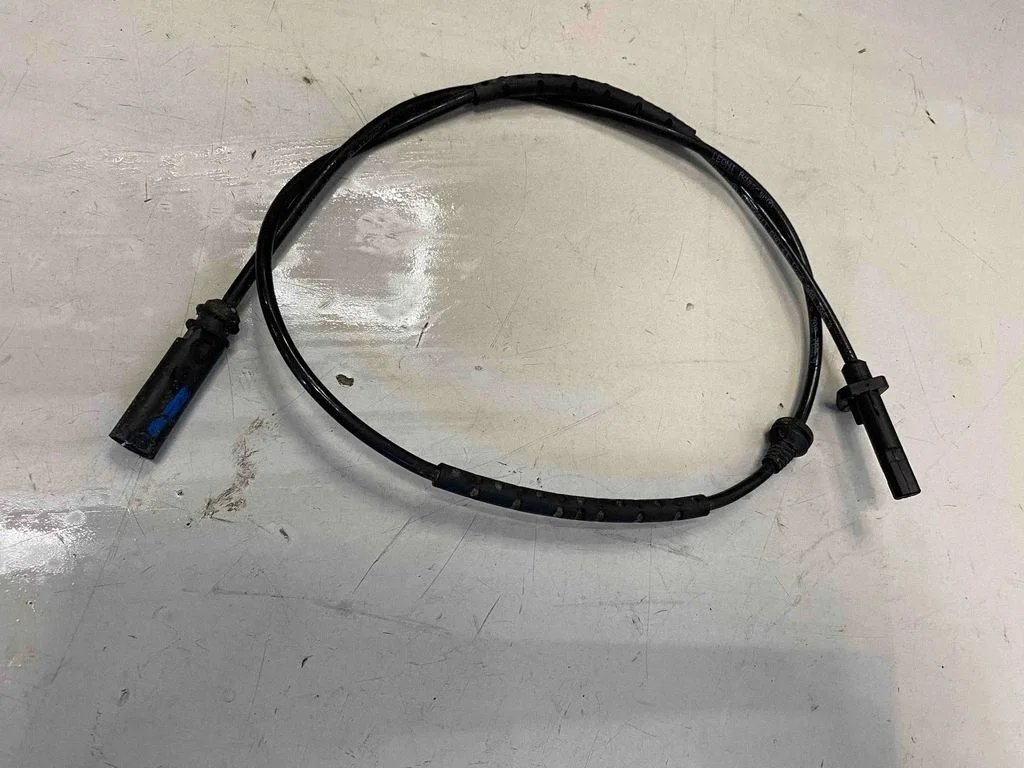 Czujnik ABS przedni – BMW Seria 5 E60 E61 (2004-2010)