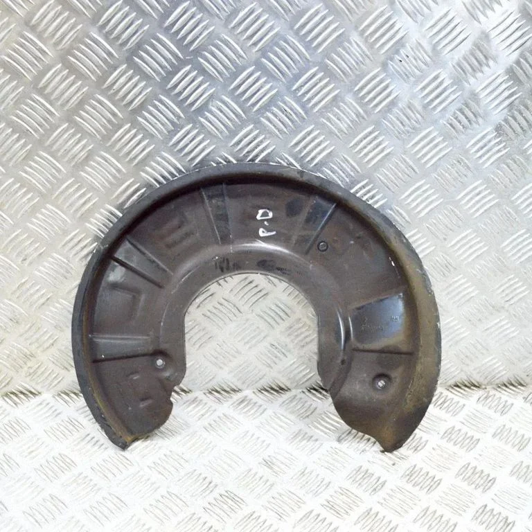 Esimese piduriketta tolmukaitse – Tesla Model S (2012-)