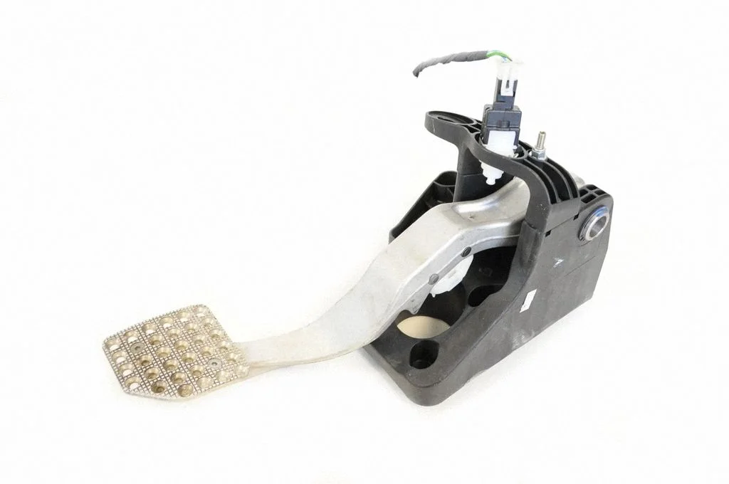 Brake pedal – Ferrari California F149 (2008-2014)