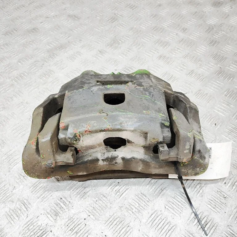 Priekšējais bremžu suports CW932B294BA