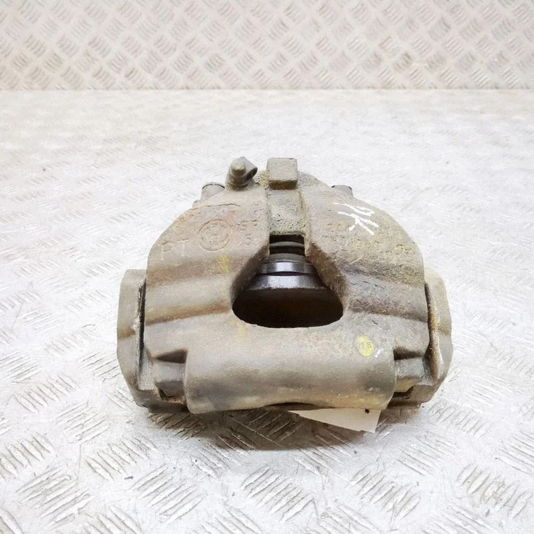 Front brake caliper – Volkswagen Transporter - Caravelle T6 (2016-)