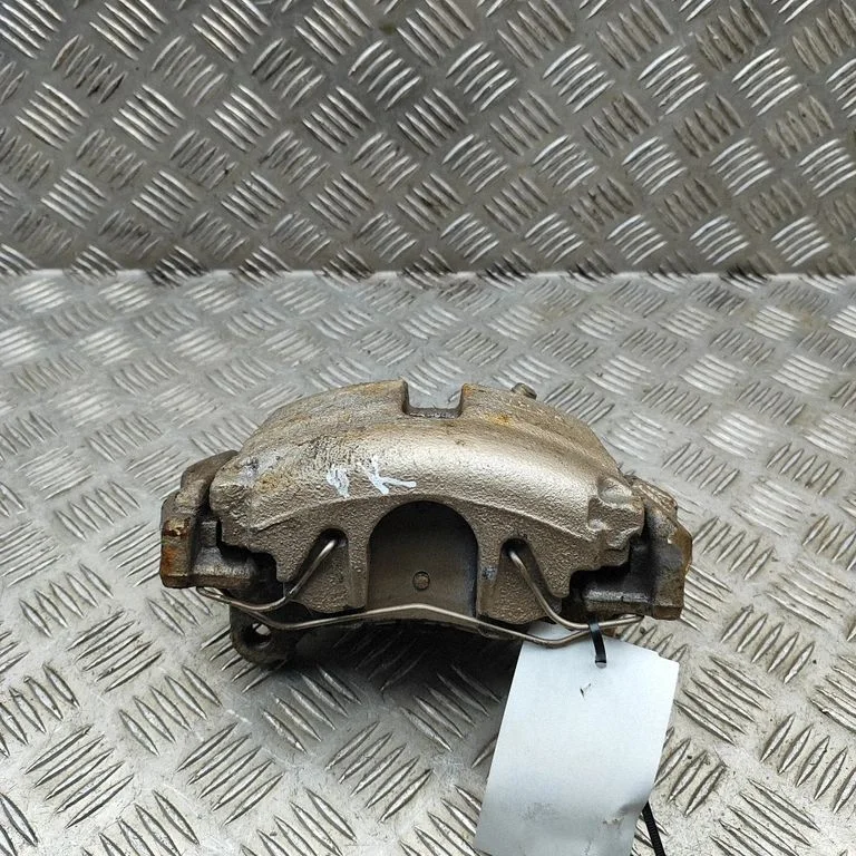 Front brake caliper – Volkswagen Passat CC (2008-2016)