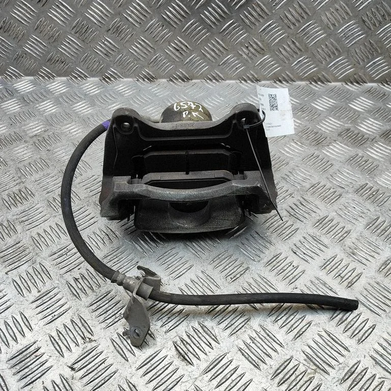 Zacisk hamulcowy przedni 58110R2100