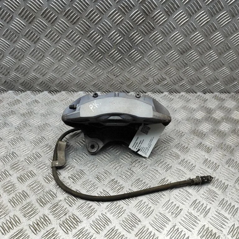 Front brake caliper 118862100D