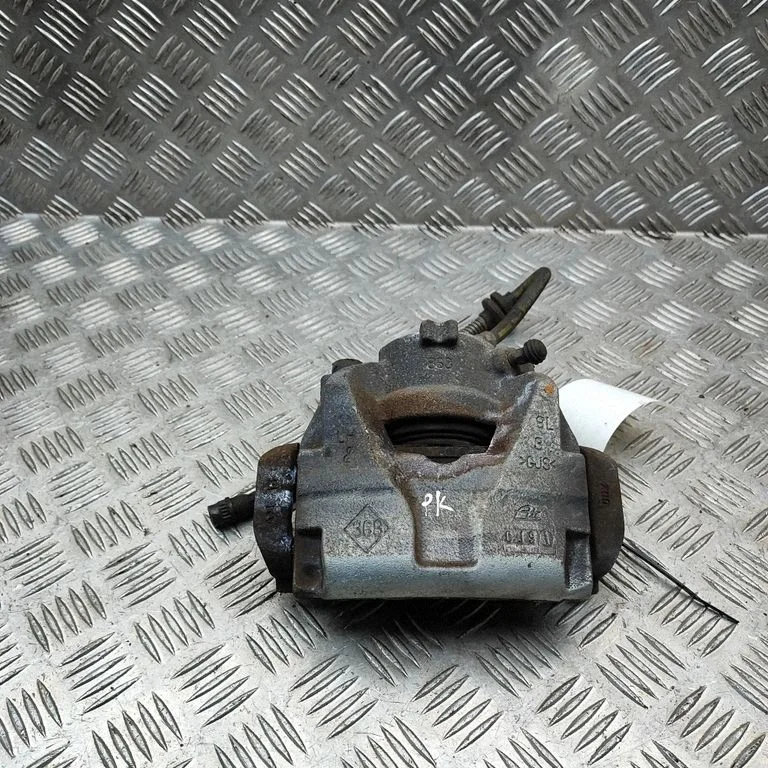 Priekšējais bremžu suports 410110596R