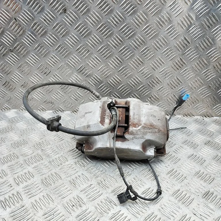 Front brake caliper 6885839